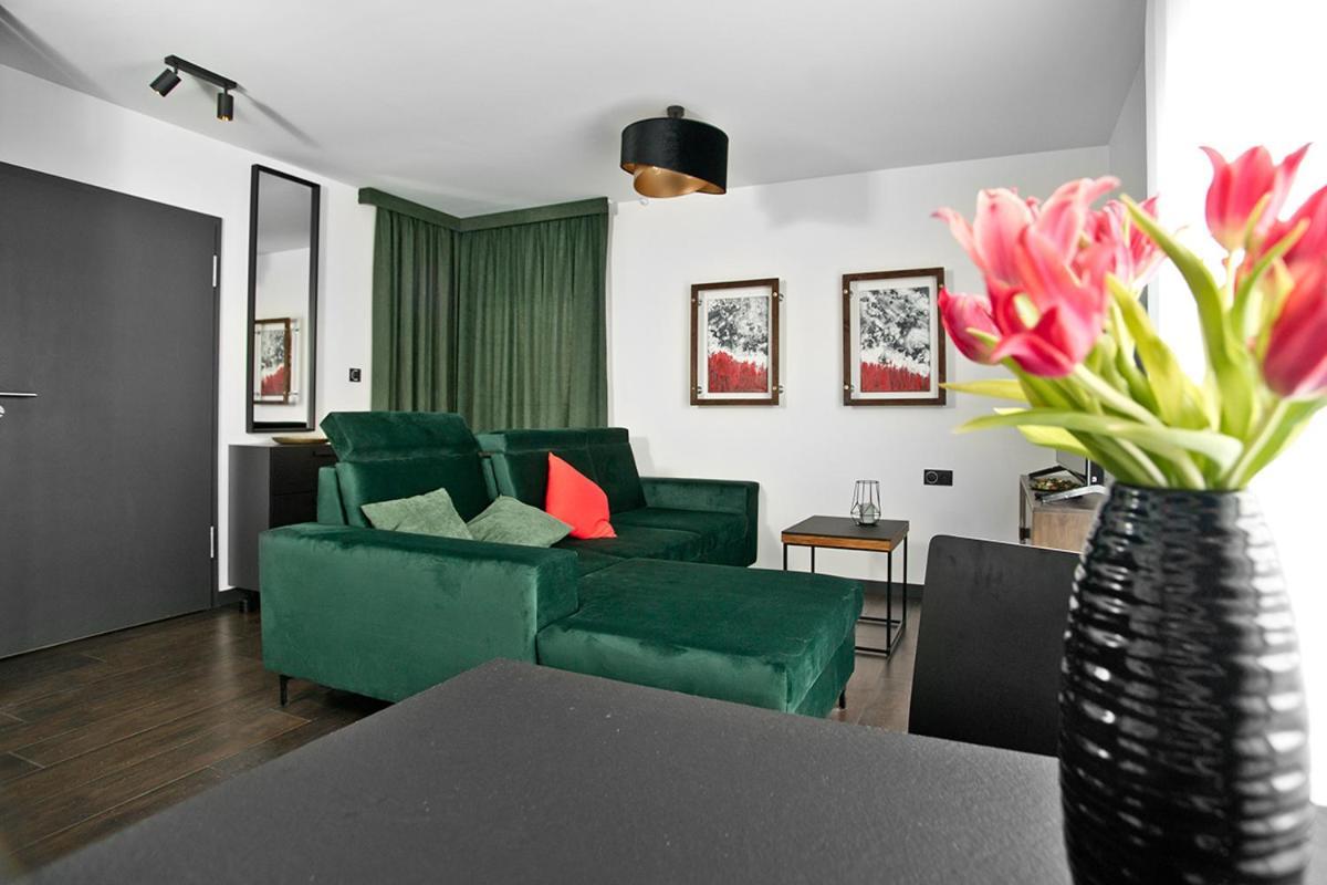 Ferienwohnung Near Sanktuarium Beautiful View And Free Parking Krakau Exterior foto